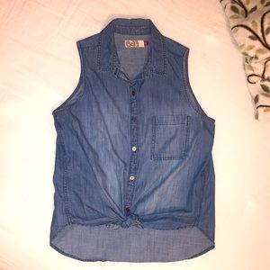Medium women sleeveless top, denim color, pre owned